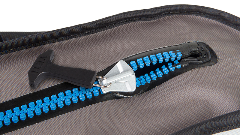 Illustration for article titled A Shoulder Bag Cooler That Can Keep Ice Frozen For Days